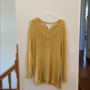 V-neck sweater - yellow
